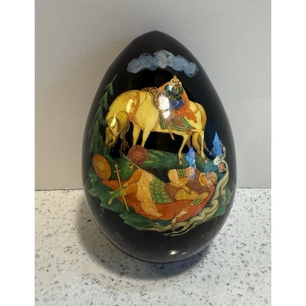 Vintage Russian Hand painted Lacquer Wooden Egg Fairytale Scene Signed 4